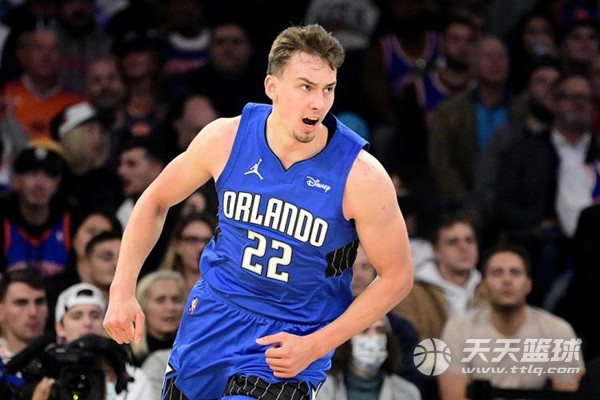 主帅卡纳瓦 主帅卡纳瓦