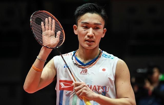 持球牵扯打 持球牵扯打